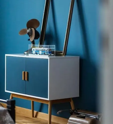 Eclectic And Boutique Designers With Parking アパート *