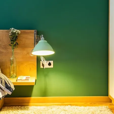 Apartman Eclectic And Boutique Designers With Parking