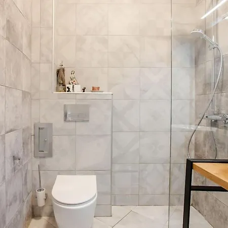 Eclectic And Boutique Designers With Parking Apartament Sofia